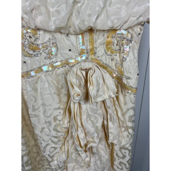 A.J. Bari Silk Cream Brocade Gold Sequin Formal Evening Dress Size 12 - Picture 10 of 11